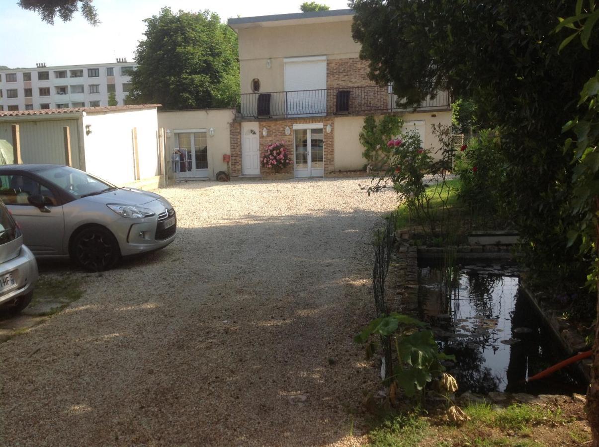 Studio Fond De Jardin Palaiseau Exterior foto